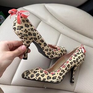 Y2K 2000s Chinese Laundry suede Leopard Print Bow Heels